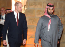 Neverosimil: el l-a convins pe Donald Trump să atace Iranul!