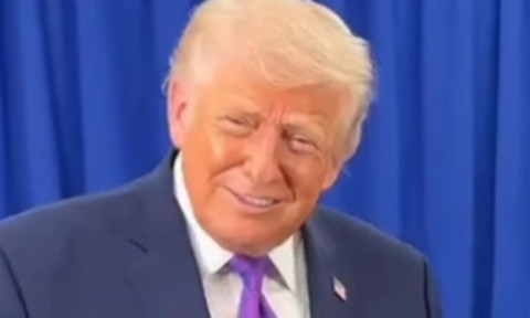 Neverosimil: a publicat imaginile cu Donald Trump și a ”rupt internetul”! ”Cel mai tare din istorie”