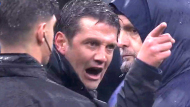 Două cuvinte! Ce i-a strigat Chivu arbitrului, după ce a luat cartonaș roșu în Inter - Atalanta