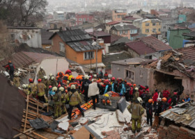 Explozie puternică și două clădiri prăbușite, cu patru zile înainte de Turcia - România!