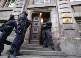 Scandal uriaș de corupție, cu două zile înaintea barajului pentru Cupa Mondială! Zeci de persoane arestate