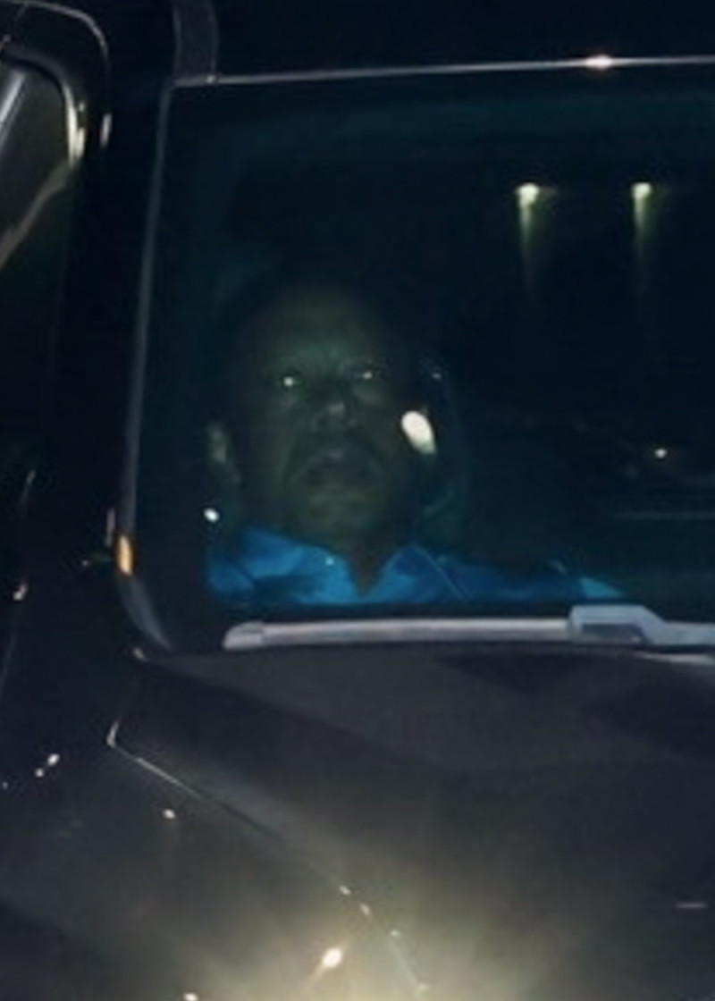 Tiger Woods departs Martin County jail in black SUV following DUI arrest in Jupiter