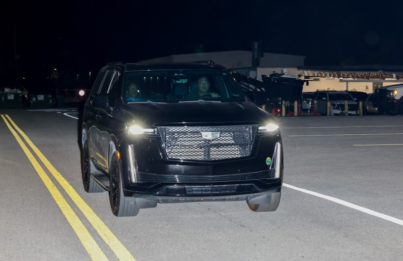 Tiger Woods departs Martin County jail in black SUV following DUI arrest in Jupiter