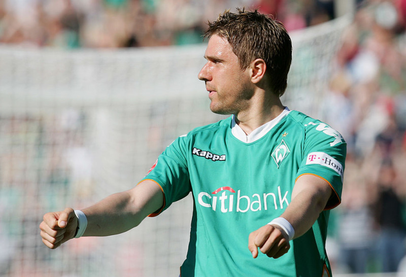 Werder Bremen v Hannover 96 - Bundesliga
