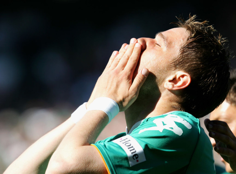 Werder Bremen v Hannover 96 - Bundesliga