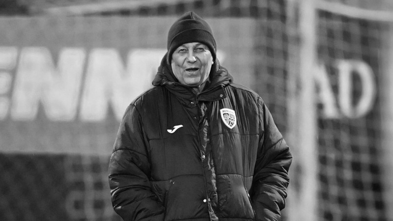 Mircea Lucescu colaj alb-negru 2