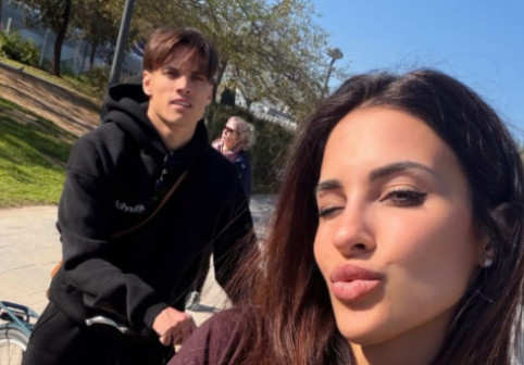 FOTO O prezentatoare TV, în vacanță cu un bărbat cu 11 ani mai tânăr: internetul ”a explodat”