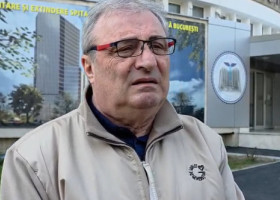 Mihai Stoichiță, dărâmat după ce l-a vizitat pe Mircea Lucescu. Antrenorul e în comă indusă la ATI: ”Nu răspunde la nimic”