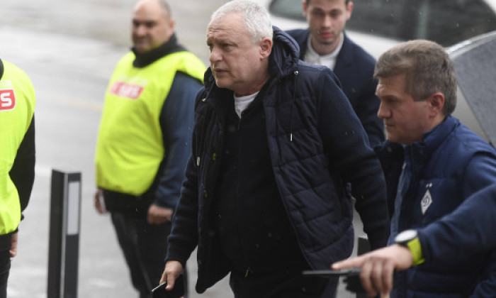 De ce nu a mai ajuns Igor Surkis, rivalul lui Ahmetov, să-i aducă un ultim omagiu lui Mircea Lucescu! Dezvăluirea ucrainenilor