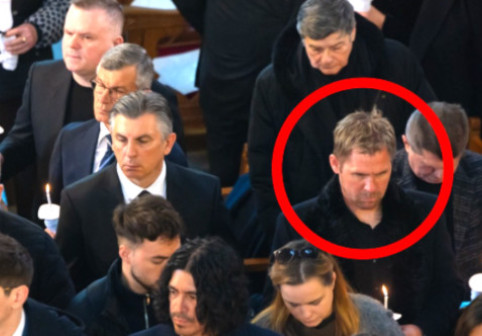 Apariție total neașteptată la înmormântarea lui Mircea Lucescu! Nu l-a recunoscut aproape nimeni