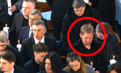 FOTO Apariție total neașteptată la înmormântarea lui Mircea Lucescu! Nu l-a recunoscut mai nimeni
