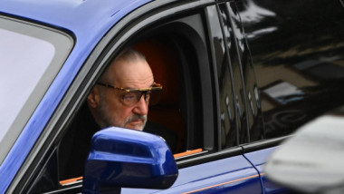 La revedere, permis! Cu cât gonea Gigi Becali în Pipera, în prima zi de Paște