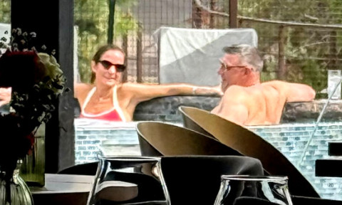 FOTO Scandal uriaș: o jurnalistă și un antrenor celebru, filmați pe ascuns la piscină! Ambii sunt căsătoriți