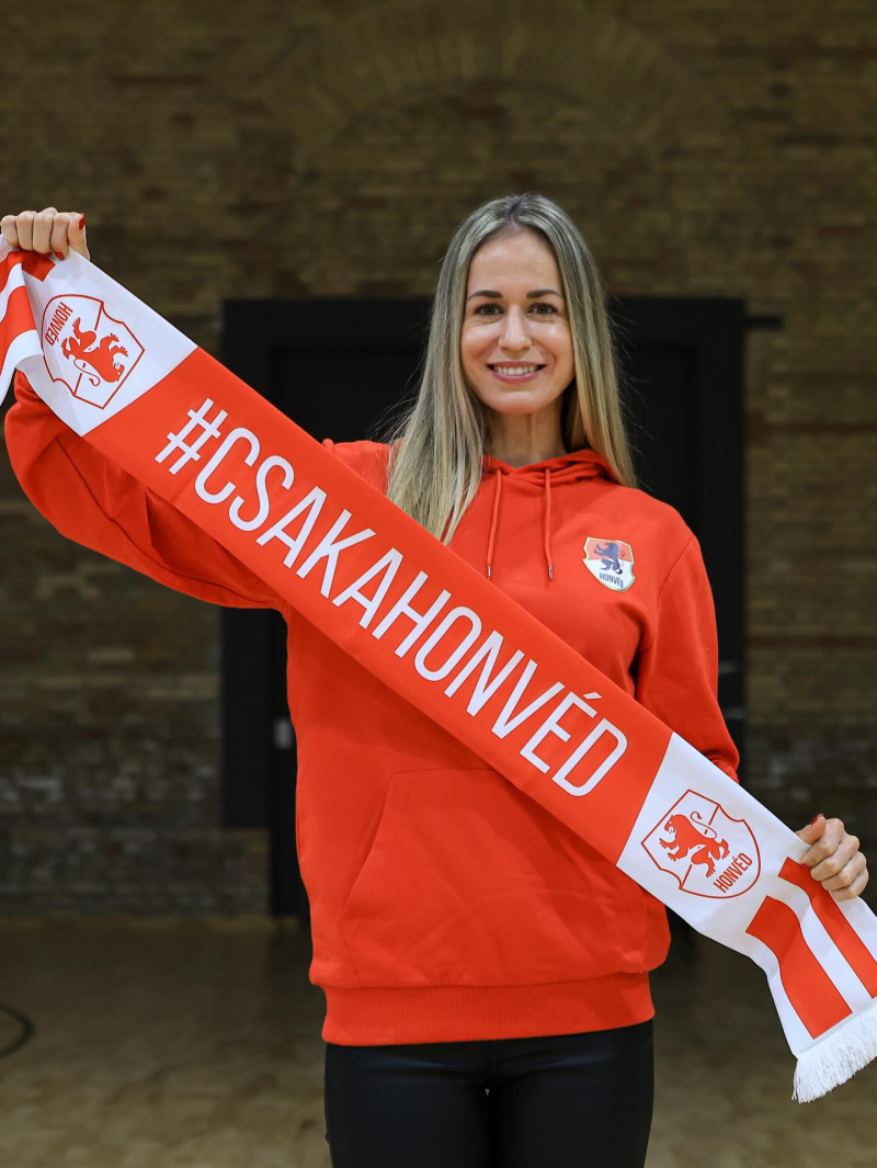 annabondar97_1771683487_3837480768075849440_373906356