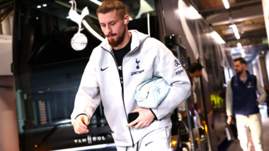 ADIO, Tottenham! Radu Drăgușin a spus "DA"