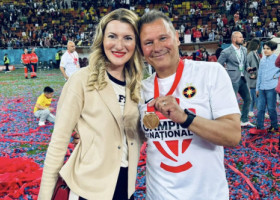 Soția lui Thomas Neubert nu s-a putut abține. A scris 3 cuvinte, după ce Mirel Rădoi a plecat de la FCSB