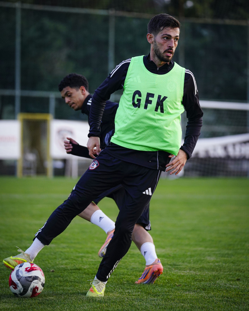 antrenament gaziantep mirel radoi (10)