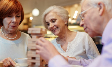 Care pensionari iau 550 de lei în plus la pensie în luna mai? Când încep să se distribuie banii - joi sau luni