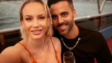 Sandra Izbașa, postare în miez de noapte, la două zile după momentul viral cu Poliția și "scoate șprițul ăla"