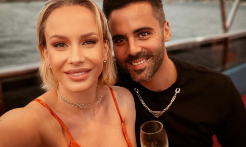 Sandra Izbașa, postare în miez de noapte, la două zile după momentul viral cu Poliția și 