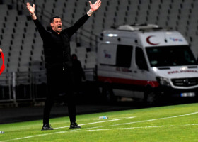 Caz neverosimil în Europa! Și-au dat antrenorul afară a cincea oară, după 0-1 cu ultimul loc