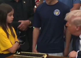VIDEO ”Donald Trump a batjocorit o fetiță în Biroul Oval”. Imaginile au făcut înconjurul lumii