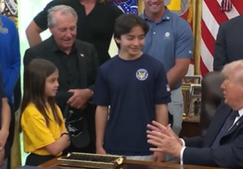 După ce ”a batjocorit o fetiță”, Donald Trump i-a lăsat pe toți fără cuvinte: ”Nemaivăzut”