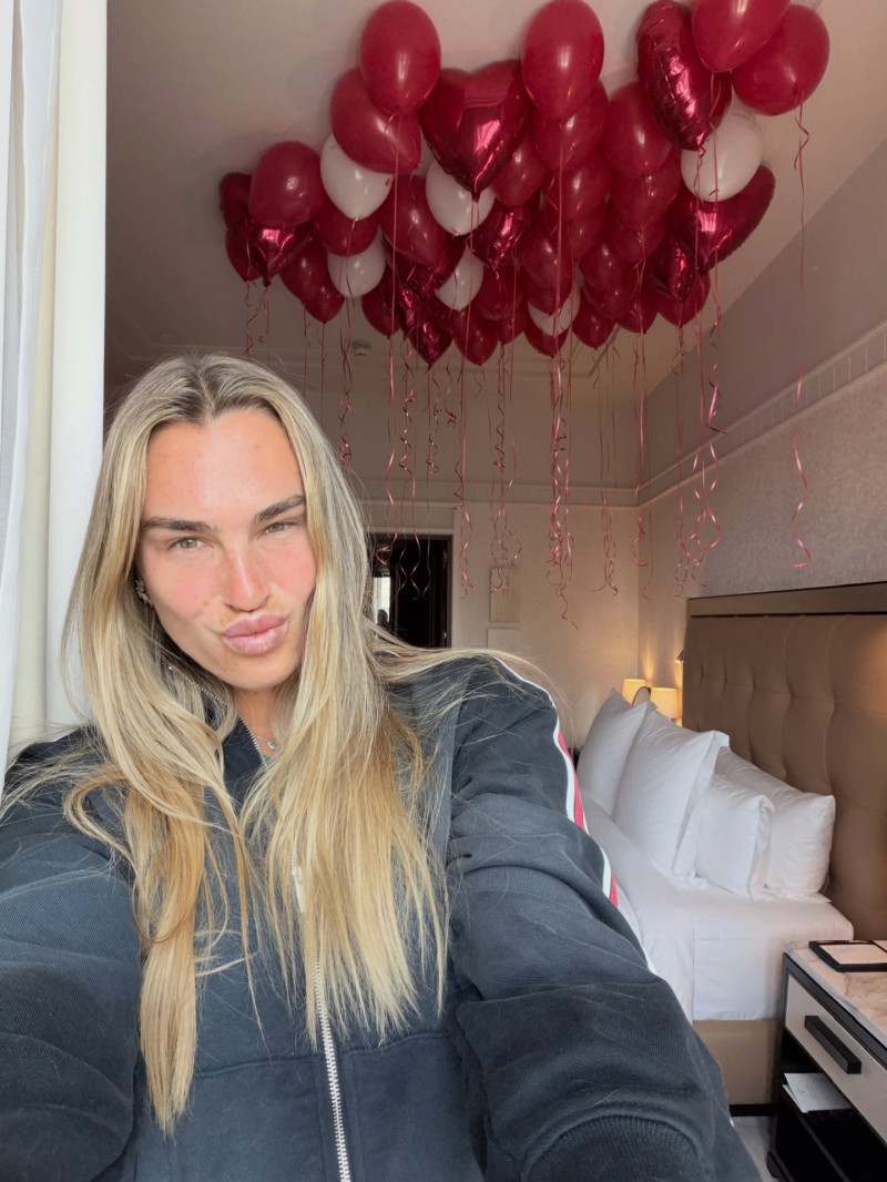 arynasabalenka_1777487529_3886169460877997131_700634530