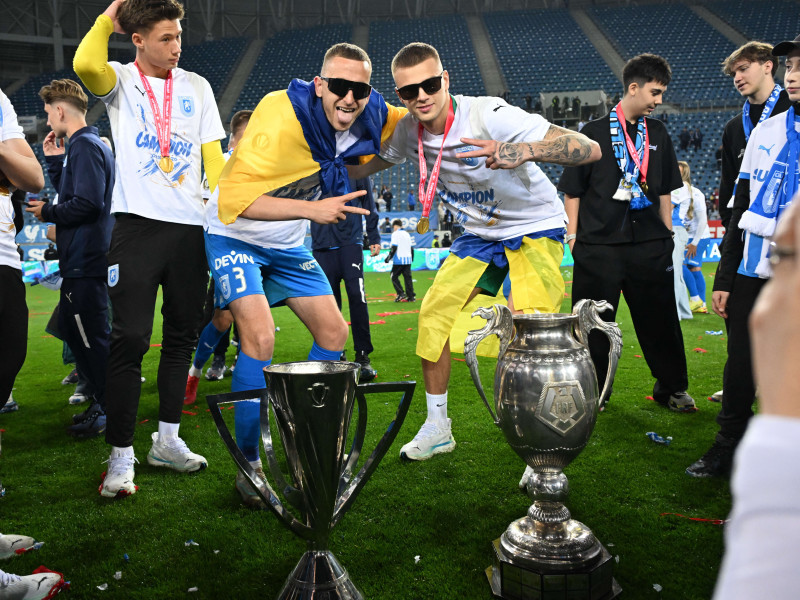 FOTBAL:UNIVERSITATEA CRAIOVA-UNIVERSITATEA CLUJ, PLAY OFF SUPERLIGA SUPERBET (17.05.2026)