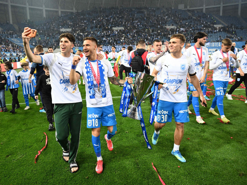 FOTBAL:UNIVERSITATEA CRAIOVA-UNIVERSITATEA CLUJ, PLAY OFF SUPERLIGA SUPERBET (17.05.2026)