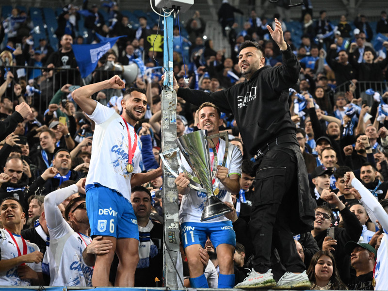 FOTBAL:UNIVERSITATEA CRAIOVA-UNIVERSITATEA CLUJ, PLAY OFF SUPERLIGA SUPERBET (17.05.2026)