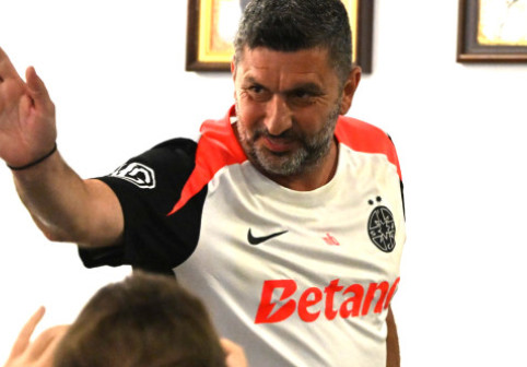 Scenariu "negru" la FCSB: Marius Baciu, OUT la câteva zile după ce a semnat!