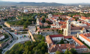 Transformarea Cetății Alba Carolina continuă. Porțile monumentale sunt restaurate, iar șanțurile devin zone de agrement