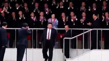 S-au întors la Phenian din Coreea de Sud și au ajuns față în față cu Kim Jong Un. Imaginile au făcut înconjurul lumii