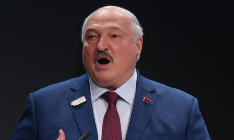 Aleksandr Lukașenko, președintele Belarusului, a răbufnit în ședință la Minsk: ”Începem să ne prăbușim”
