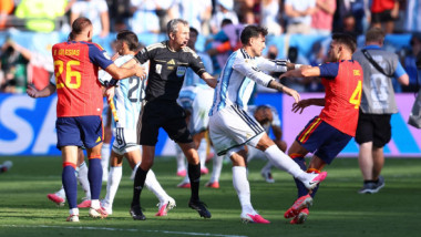 Lovitură de teatru: FIFA a ȘTERS un cartonaș roșu, după finala Cupei Mondiale, Spania - Argentina 1-0