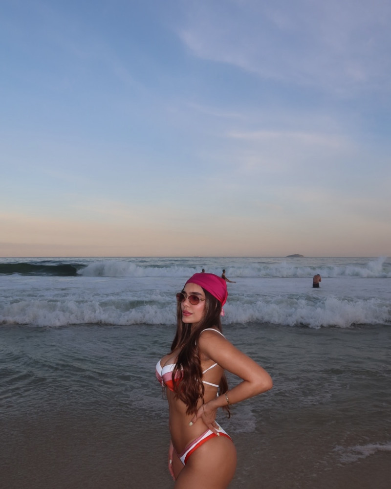 valeriavalencia____1746741820_3628255819763191745_2325583585
