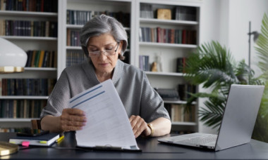 Agitație în toată țara. Pensionarii depun cereri pentru restituirea CASS. Ce zice Casa de Pensii?