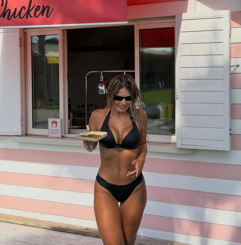 vanessadragus_1781991971_3923955216250217893_316023848