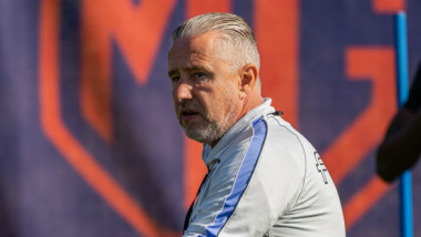 Ce spune regulamentul în cazul lui Laurențiu Reghecampf: ”Persoana va fi exclusă din activitatea fotbalistică”