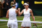 Simona Halep și Elina Svitolina, după meciul din semifinalele de la Wimbledon / Foto: Getty Images