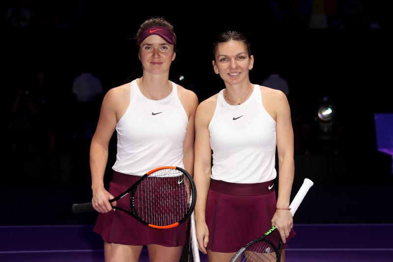 Simona Halep și Elina Svitolina, după meciul de la Turneul Campioanelor / Foto: Getty Images