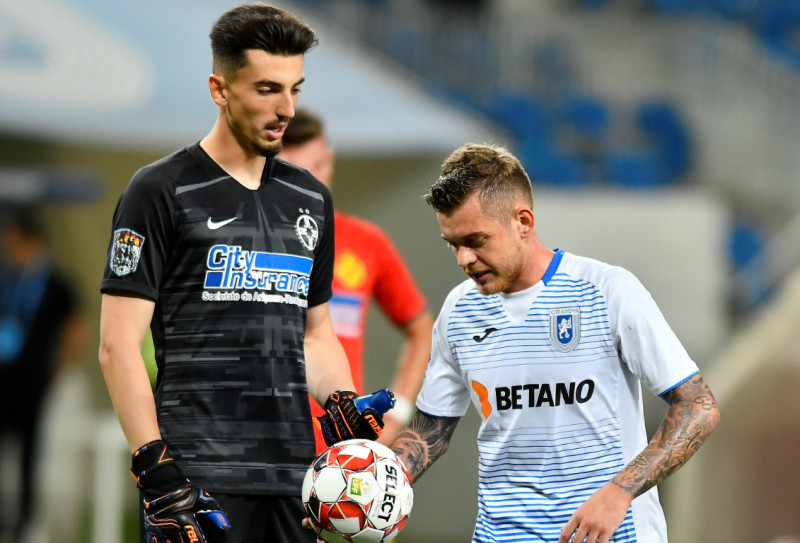 Andrei Vlad, alături de Alexandru Cicâldău, în meciul Craiova - FCSB 2-1 / Foto: Sport Pictures