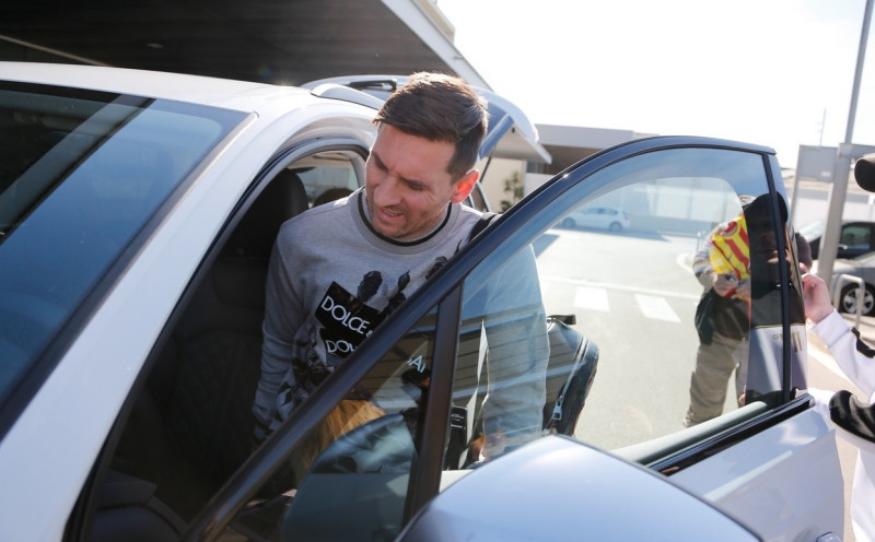 *EXCLUSIVE* Lionel Messi arrives at Barcelona airport after playing for Argentina against Venezuela