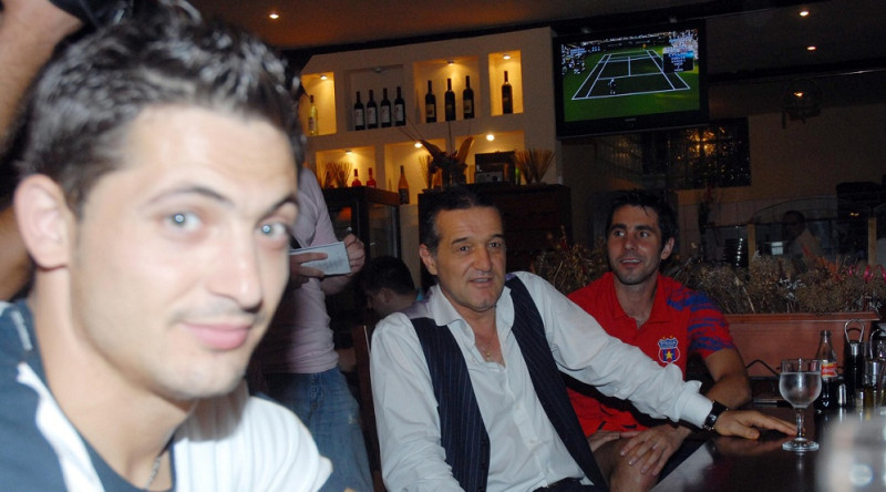 FOTBAL:PETRECEREA FOTBALISTILOR STELEI DUPA MECIUL CU BATE BATERISOV (30.08.2007)