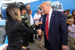Hailie Deegan, alături de Donald Trump / Foto: Getty Images