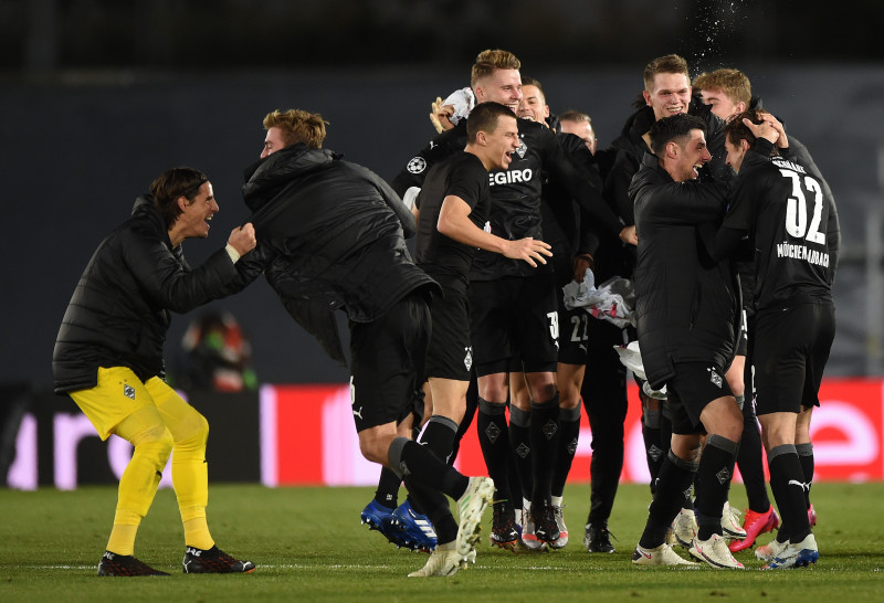 Real Madrid v Borussia Moenchengladbach: Group B - UEFA Champions League