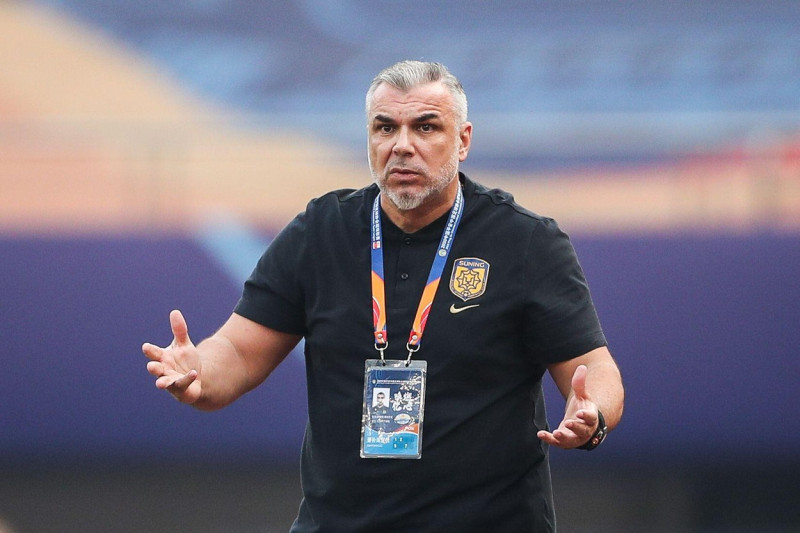 Cosmin Olăroiu, fostul antrenor al lui Jiangsu Suning / Foto: Profimedia