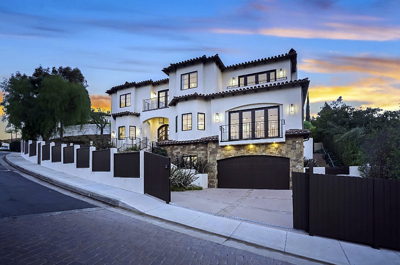 Serena Williams Is Selling Her Beverly Hills Mansion For $7.5 Million Dollars