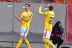 Florin Tănase și Valentin Mihăilă, în meciul România - Macedonia de Nord / Foto: Sport Pictures